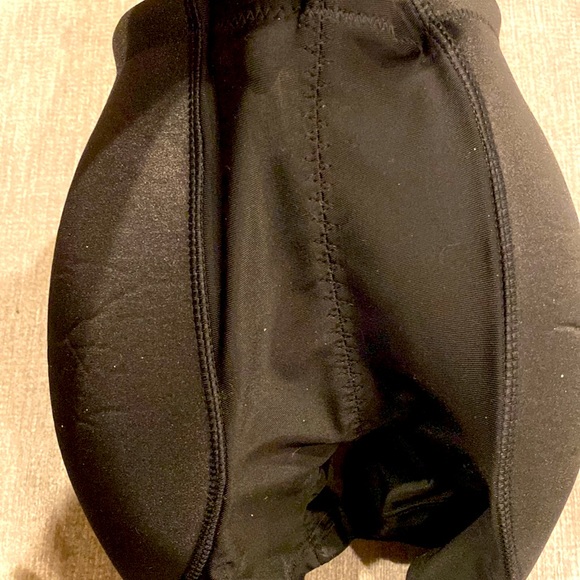 Hip enhancing shape wear. Size medium - Picture 3 of 5